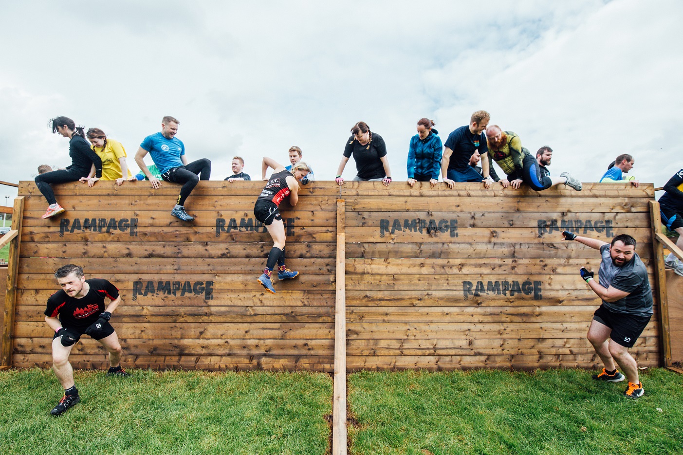 Rampage   guys going over start fence